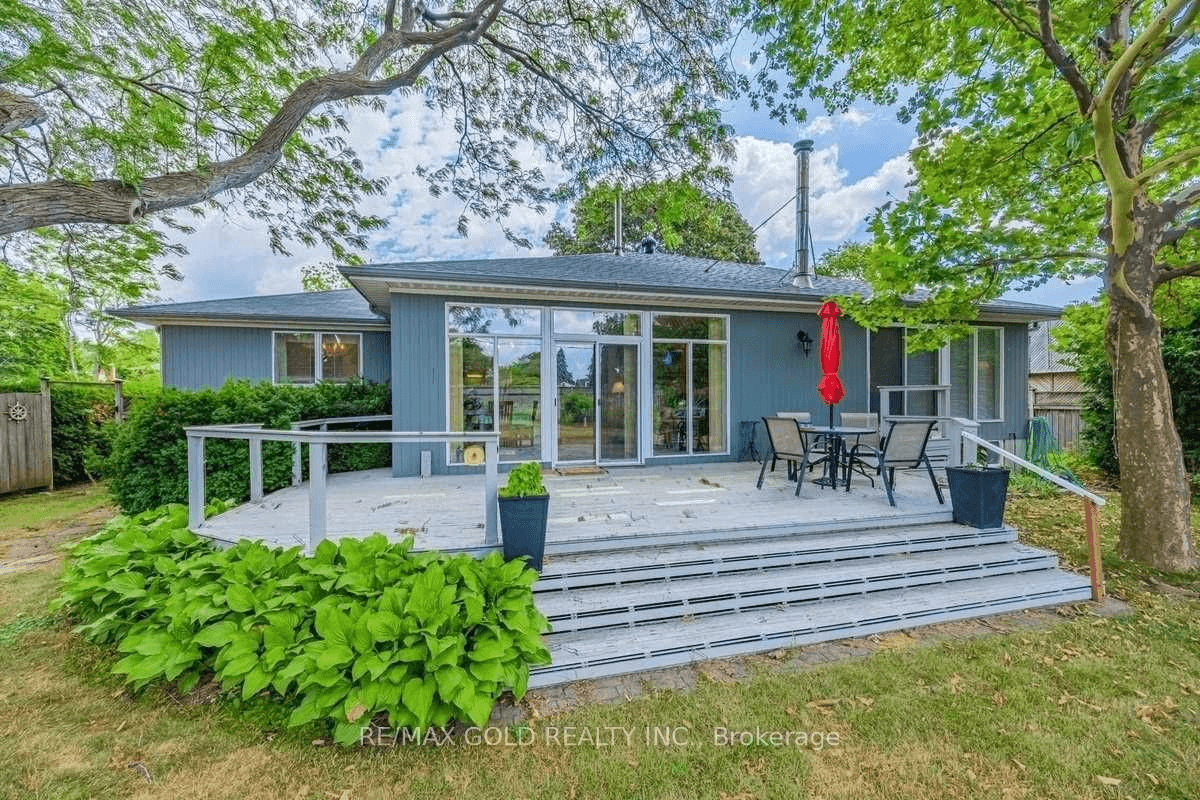 Bungalow rear elevation