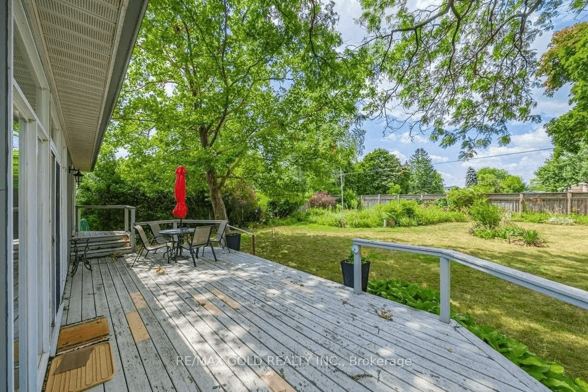Bungalow living room